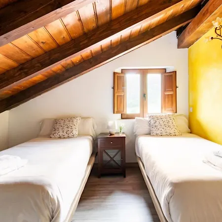 Casa de pueblo Las Golondrinas de Luena-2
